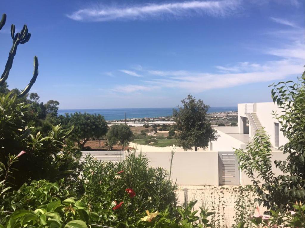 Surra Mediterranean Apartments Scicli Exterior foto